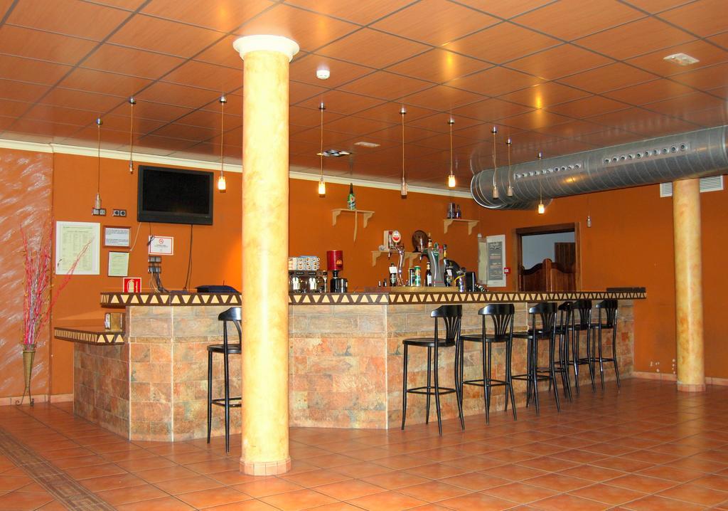 Hostal Meson Arboleas מראה חיצוני תמונה